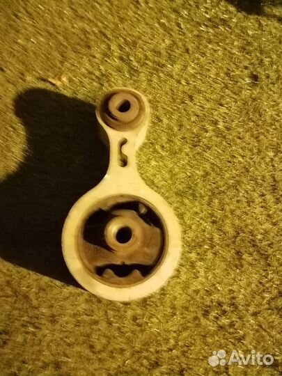 Опора двигателя (подушка двс) задняя G33E-39-040A