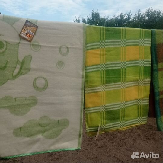 Продам новые детские одеяла