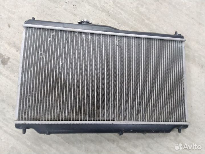 Радиатор Honda Accord Rover