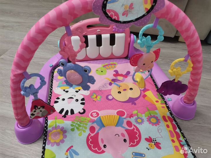 Развивающий коврик Fisher price с пианино