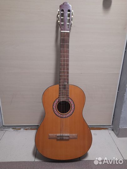 Акустическая гитара под ремонт (Обмен)