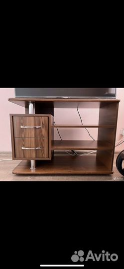 Тумба под телевизор