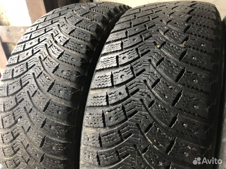 Michelin X-Ice North XIN2 215/65 R16