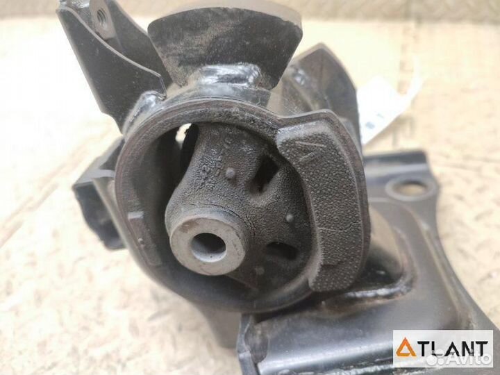 Подушка кпп передний левый toyota prius