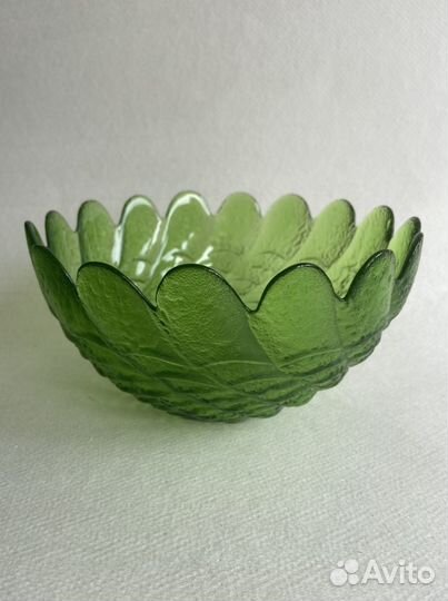 Ваза, фруктовница. СССР. Хвойного зеленого цвета