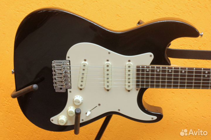 Samick Greg Bennett Malibu MB1