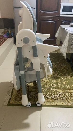 Детский стульчик для кормления carello