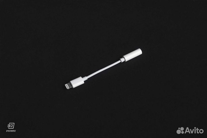 Кабель Lightning to Jack 3.5