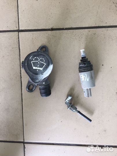 Бачок гидроусилителя BMW 7-Series E65 E66