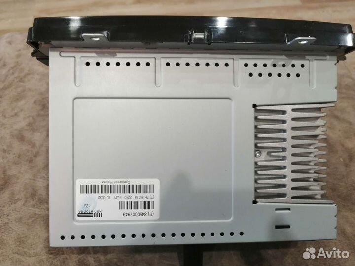 Штатная магнитола LADA vesta