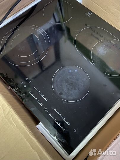 Варочная панель электрическая electrolux