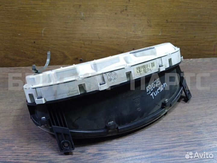 Панель приборов Хендай Тусан 1