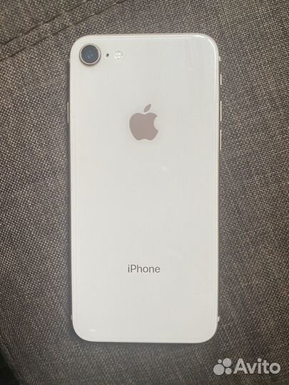 iPhone 8, 64 ГБ