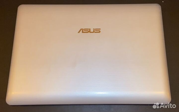 Нетбук asus 1215n