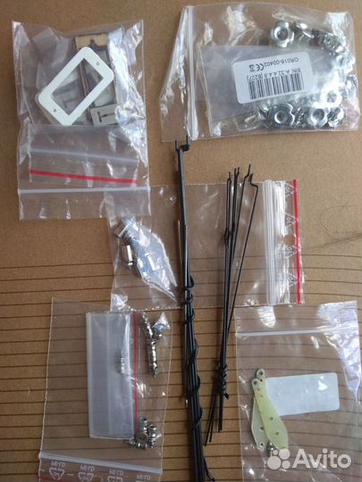 Для авиамоделей аккумуляторы, пропеллеры, мелочь