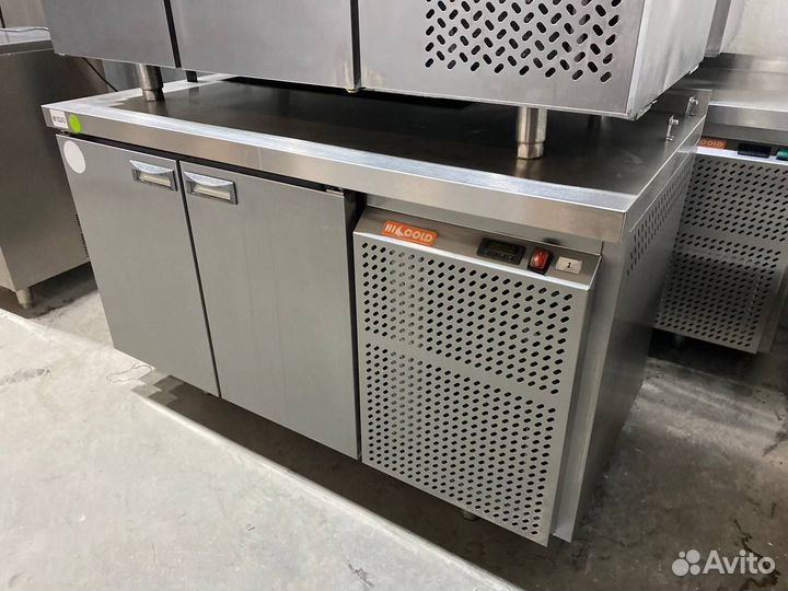 Стол холодильный Hicold с саладеттой