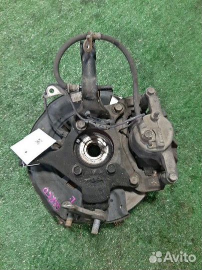 Кулак поворотный левый Toyota Estima