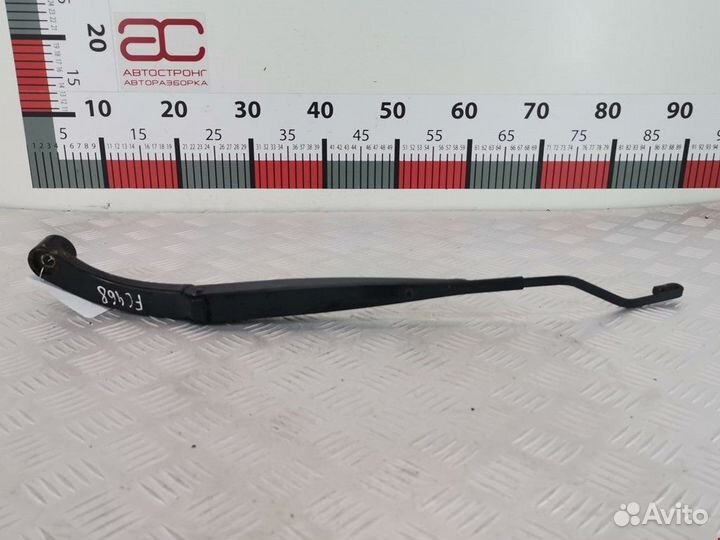 Щеткодержатель (поводок стеклоочистителя, дворник)