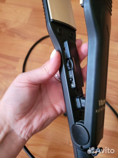 Выпрямитель для волос Vitek