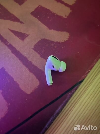 Airpods pro 1 наушник левый origenal