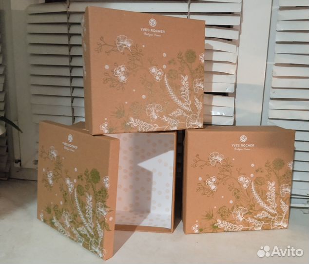 Ив Роше,Коробки разн,Упаковки,Шары,Корзинки