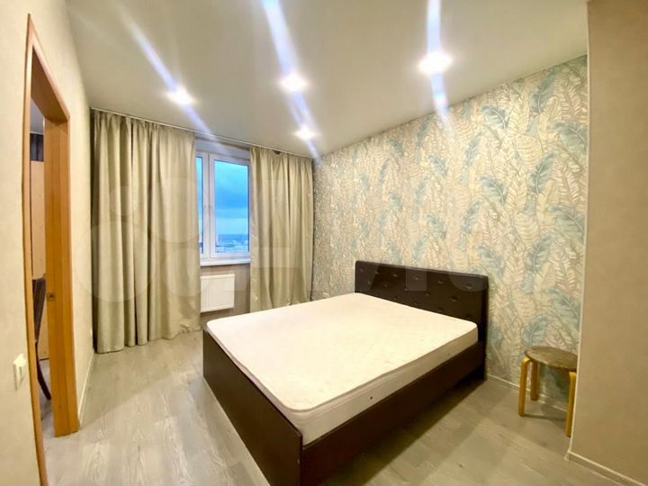 1-к. квартира, 43 м², 13/25 эт.
