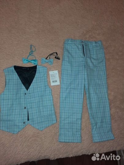 Костюм для мальчика праздничный новый 122 размер