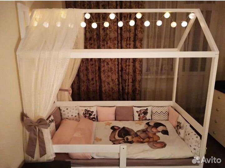 Домик кровать