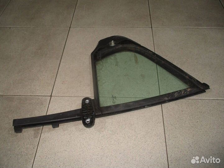 Стекло двери З/Л (форточка) VW Polo Sedan