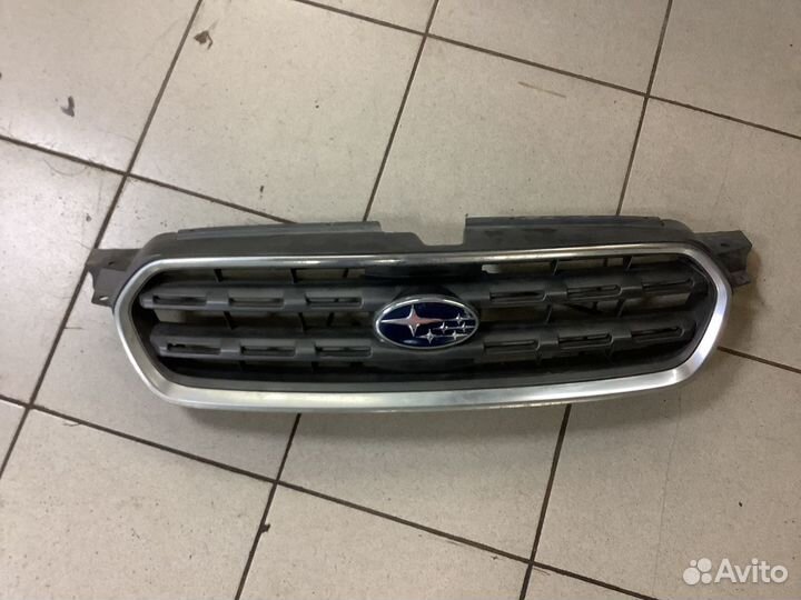 Решетка радиатора Subaru outback 2005