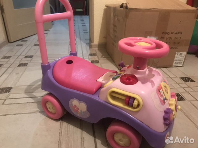 Машинка-каталка