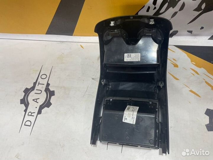 Консоль центральная в сборе Mercedes W253 2 2018
