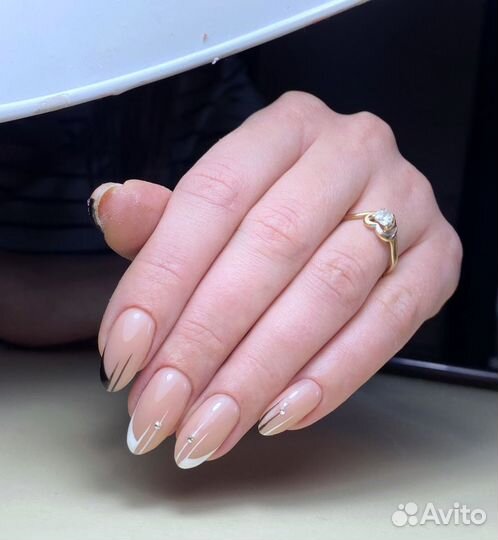 Шеллак маникюр педикюр