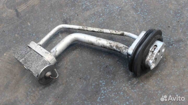 Клапан кондиционера Mitsubishi Pajero (Митсубиси П