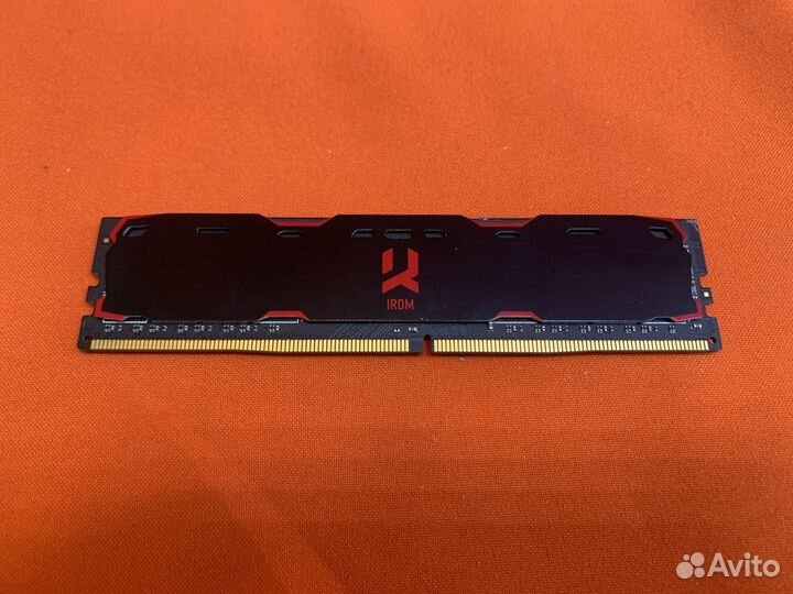 Оперативная память Ddr4 8Gb Dimm 2400MHz