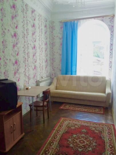 Комната 14 м² в 4-к., 3/3 эт.