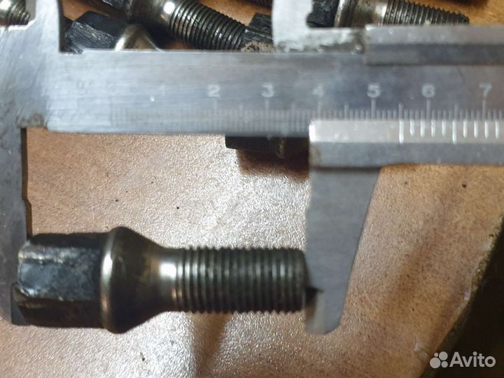 Болты на Фольксваген транспортер т4