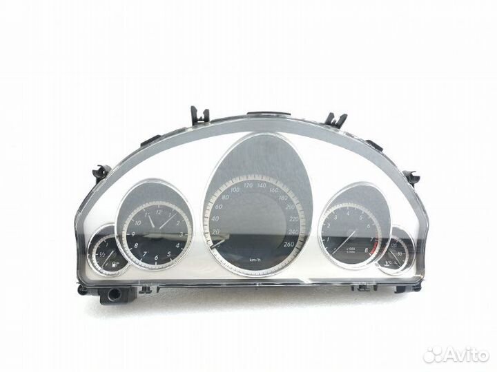 Панель приборов Mercedes-Benz E-Class W212 1.8