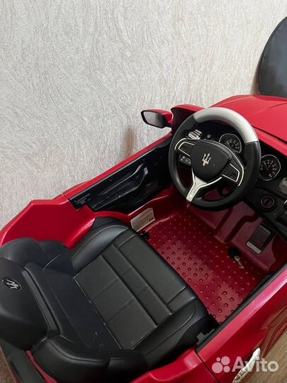 Детский электромобиль бу