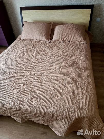 Покрывало с 2 наволочками