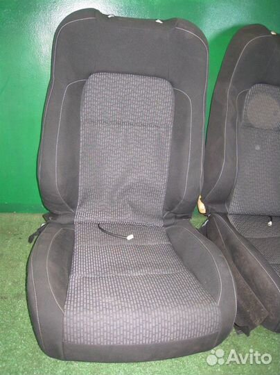 Обивка сидений Toyota Auris E18 2015