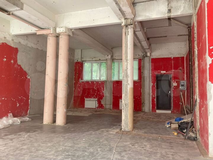 Свободного назначения, рядом с метро, 77 м²