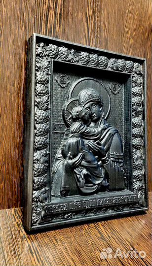Икона из натурального мореного дуба