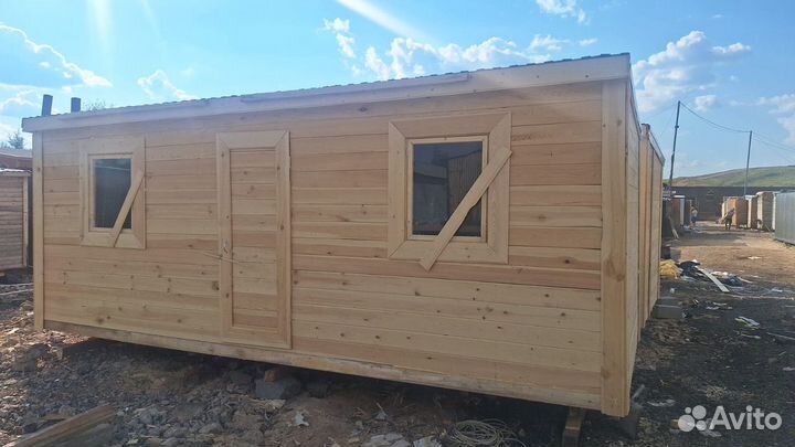 Бытовка и хозблок с удобной планировкой