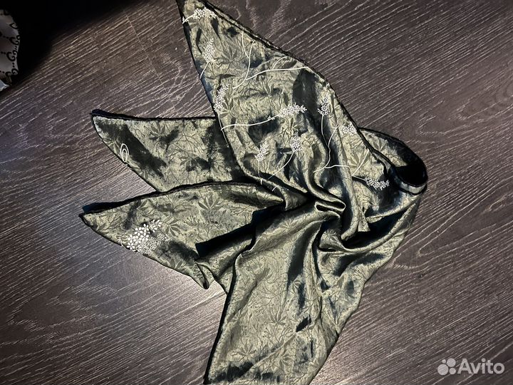 Головные уборы женские