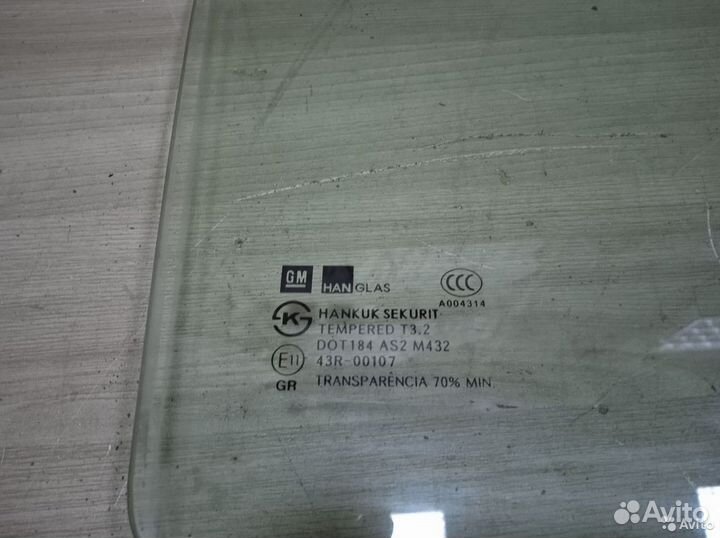 Стекло двери заднее правое Chevrolet Авео Т300
