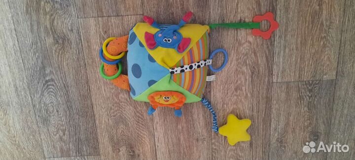 Погремушки, неваляшка и многое другое