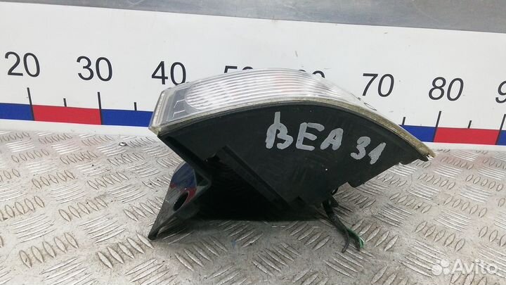 Фонарь Mitsubishi Outlander (2003-2009)