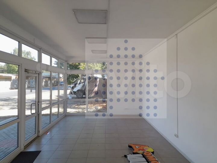 Коммерция 40 кв. м., первая линия