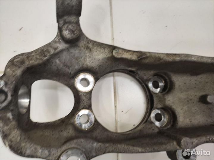 Кулак поворотный передний левый Infiniti Q50 I (2013—2017)